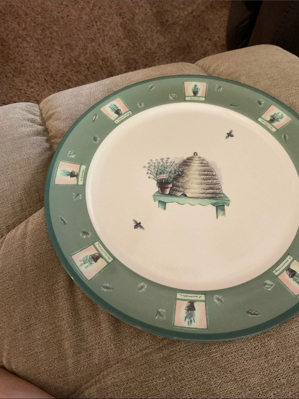 Precidio Pfaltzgraff Naturewood Beehive Melamine 14” Serving Plate